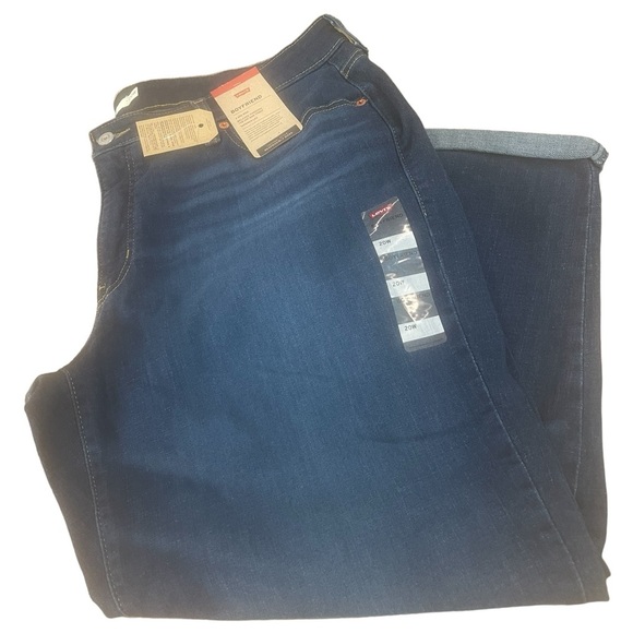 Levi Strauss Denim - Levi Strauss Size 20W Denim Boyfriend Midrise Relaxed Fit Tapered Leg Zip Jean